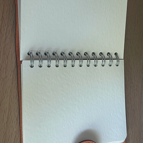 Authentic Hermès notepad! - Picture 16 of 16